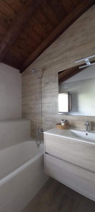 דירות Canales  Casa Vacacional La Belluga מראה חיצוני תמונה