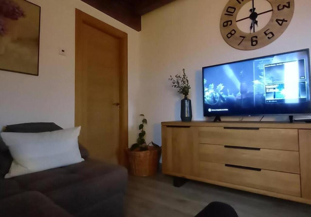 דירות Canales  Casa Vacacional La Belluga מראה חיצוני תמונה