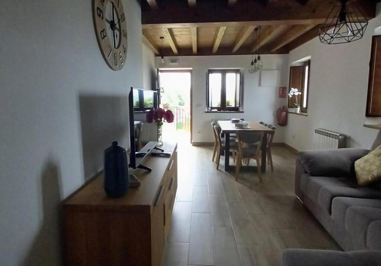 דירות Canales  Casa Vacacional La Belluga מראה חיצוני תמונה